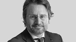 A headshot of Jose-Luis Gomez Banovio