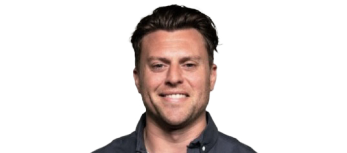 A headshot of Russel Webster