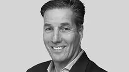 A headshot of Bert Barmentloo