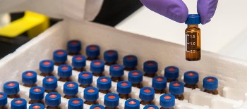 COVID-19: Wie Versicherungen im Kampf der Medizin gegen die Pandemie helfen können