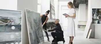 Assurer et prot&eacute;ger les expositions itin&eacute;rantes et les foires d'art internationales